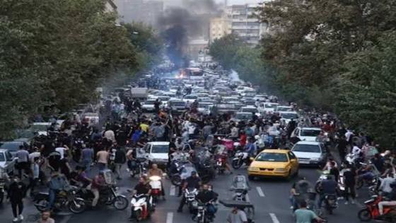 محاكمات علنية في إيران لألف متهم بالتورط في الاحتجاجات ضد الحكومة